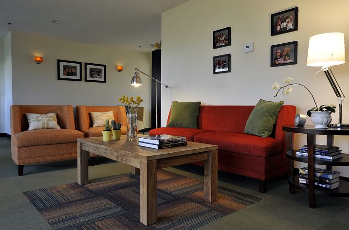 Living room at the Los Angeles Ronald McDonald House 